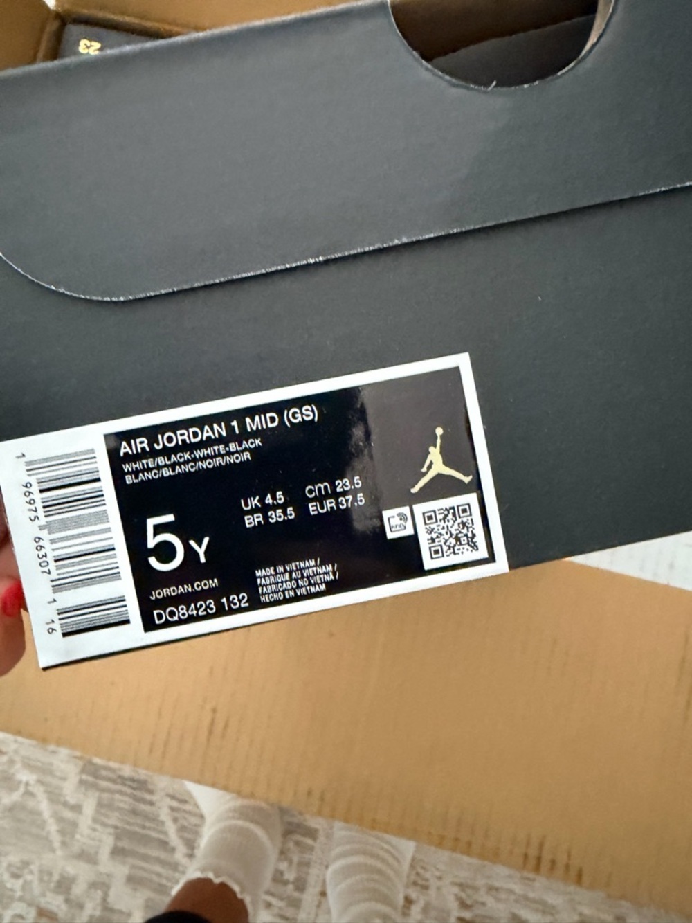 Nike Team Jumpman This Kid’s Air Jordan 1 Mid A Clean “White/Black” Makeover - Picture 5 of 5
